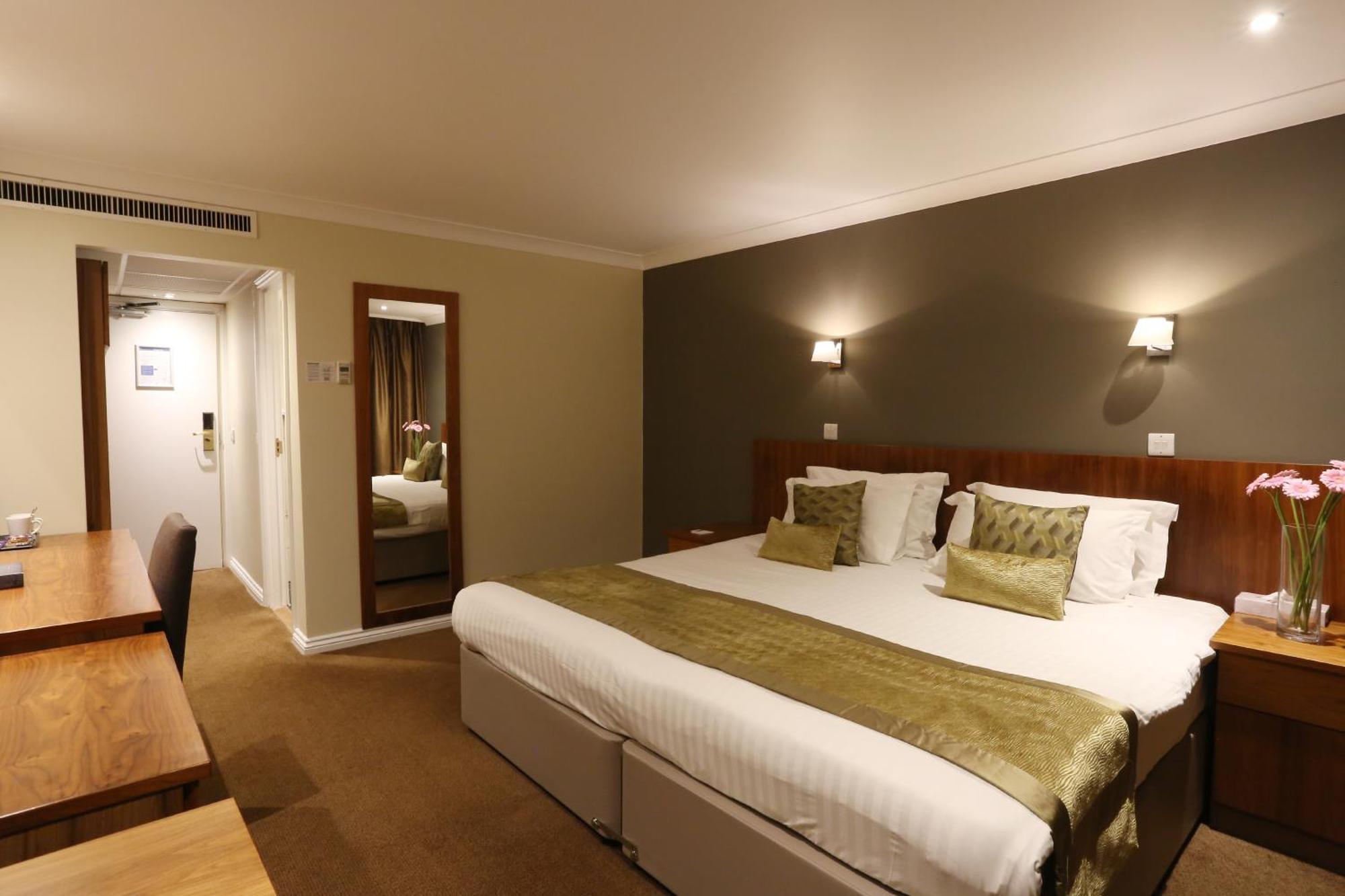 Stoke By Nayland Hotel, Golf & Spa Leavenheath Oda fotoğraf